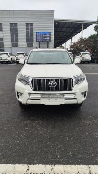 2023款 丰田霸道4000 4.0L TX-L 两气 底挂 天窗