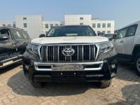 2023款 丰田霸道4000 4.0L TX-L 两气 外挂 天窗