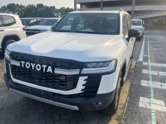 2023款 丰田酷路泽3300 3.3T GR-Sport 15522766119（同微信）可视频验车 价格变动快 欢迎电话咨询现车情况