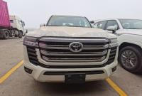 2023款 丰田酷路泽3300 3.3T 柴油 GX-R