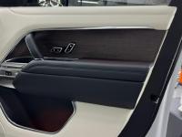 路虎揽胜行政3.0汽油