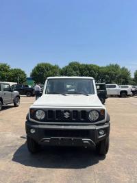 2025款 铃木吉姆尼 1.5L 三门 手动 中配GL