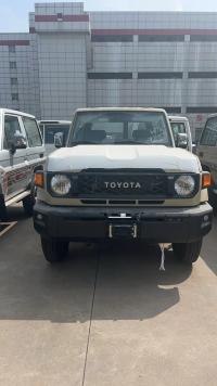 2024款丰田酷路泽LC71 4.0L 自动 汽油 铁轮