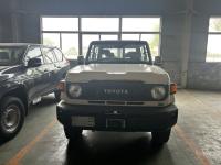 2024款丰田酷路泽LC71 4.0L 自动 汽油 铁轮