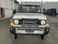 2024款 丰田酷路泽70系列 2.8T LC71 柴油 铁轮 卤素大灯