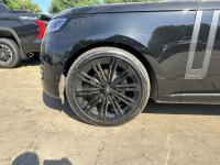 路虎揽胜行政3.0柴油