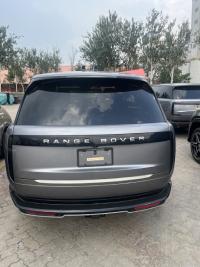 路虎揽胜行政3.0汽油