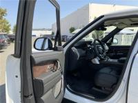 路虎揽胜行政3.0汽油