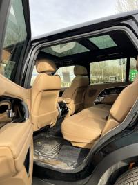 路虎揽胜行政4.4汽油