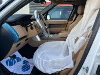 路虎揽胜行政3.0汽油