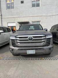 2022款 丰田酷路泽3500 3.5T EX-R 迪拜版