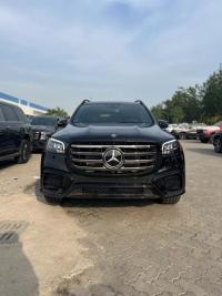 2024款 奔驰GLS450 6座 AMG包 顶峰包