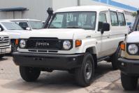 2024款 丰田酷路泽70系列 4.0L LC78 手动 汽油