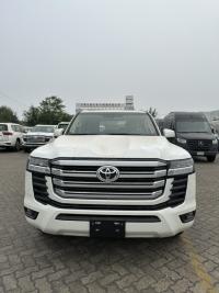 2024款 丰田酷路泽3500 3.5T GX-R 20轮 JBL 前通风 MTS 蠕行