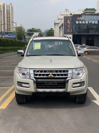 2022款 三菱帕杰罗V93 3.0L GLS 织物 张浩13552975379（微信同号)可视频验车 接受全国分期 欢迎电话咨询