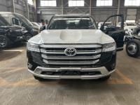 2024款 丰田酷路泽3500 3.5T GX-R 18轮 真皮 4气 天窗 蠕行