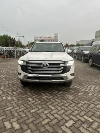 2024款 丰田酷路泽3500 3.5T GX-R 18轮 丝绒 4气 天窗 蠕行