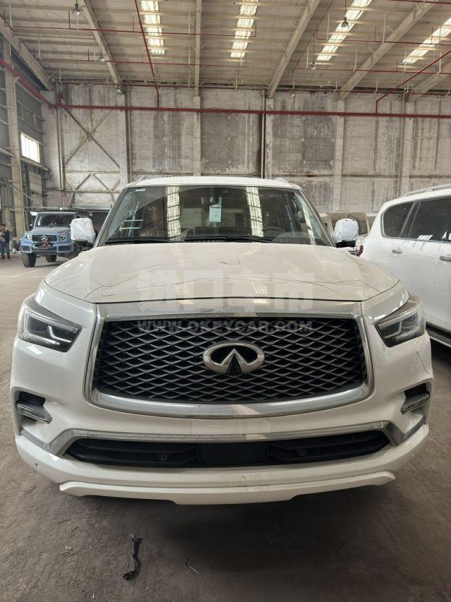 中东版2023款 英菲尼迪QX80 5.6L 四驱 Luxe Sensory 7座