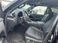 24款 LX600 7座 Luxury豪华