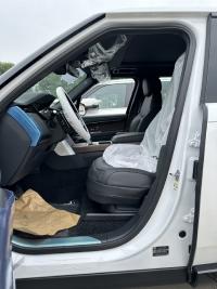 路虎揽胜行政3.0汽油