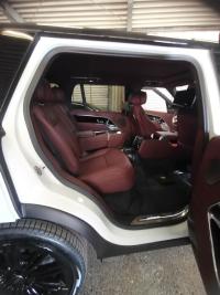 路虎揽胜行政3.0汽油