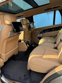 路虎揽胜行政3.0汽油