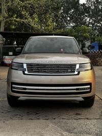 2024款 路虎揽胜行政3.0汽油 3.0T P400 汽油 创世长轴