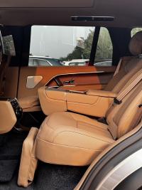 路虎揽胜行政3.0汽油