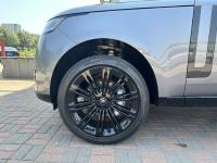 路虎揽胜行政3.0汽油