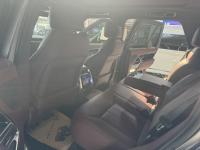 路虎揽胜行政3.0汽油