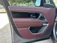 路虎揽胜行政3.0汽油