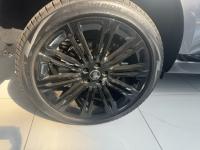 路虎揽胜行政3.0汽油