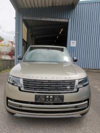 2024款 路虎揽胜行政3.0柴油 3.0T D300 柴油 HSE标轴