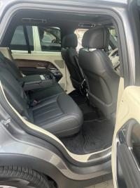 路虎揽胜行政3.0汽油