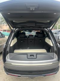 路虎揽胜行政3.0汽油