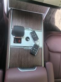 路虎揽胜行政3.0汽油