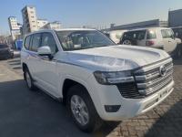 2024款 丰田酷路泽4000 4.0L GX-R 4气 18轮