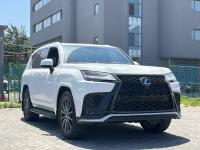 2024款 雷克萨斯LX600 LX600 7座 F-Sport运动