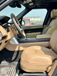 路虎揽胜行政3.0汽油