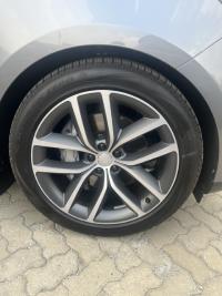 路虎揽胜行政3.0汽油