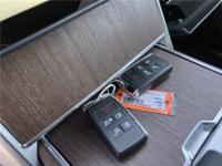 路虎揽胜行政3.0汽油