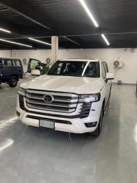 2024款 丰田酷路泽3500 3.5T GX-R 20轮 JBL 前通风 雷测 High科威特