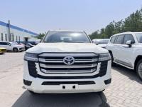 2024款 丰田酷路泽4000 4.0L GX-R 8气 20轮