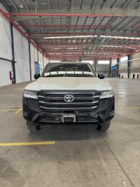 2024款 丰田酷路泽4000 4.0L GX-R 4气 17铁轮 三差 绞盘