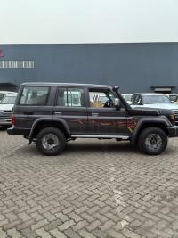 2024款 丰田酷路泽70系列 4.5T LC76 柴油 铝轮