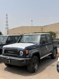 2024款 丰田酷路泽70系列  4.5T LC79 柴油 双排