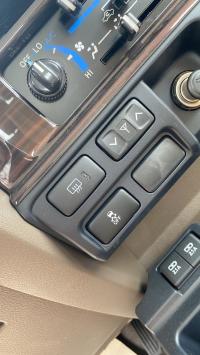 丰田酷路泽70系列