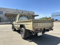 2022款 丰田酷路泽LC79 4.0L LC79 汽油