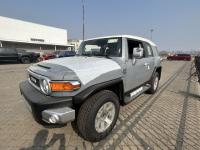 2023款 丰田FJ酷路泽 4.0L XTREME极限运动 八气