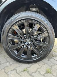 路虎揽胜行政3.0柴油